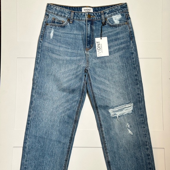 NWT EVIDNT Los Angeles Malibu Girlfriend Distressed Jeans Size 26 - Picture 3 of 9